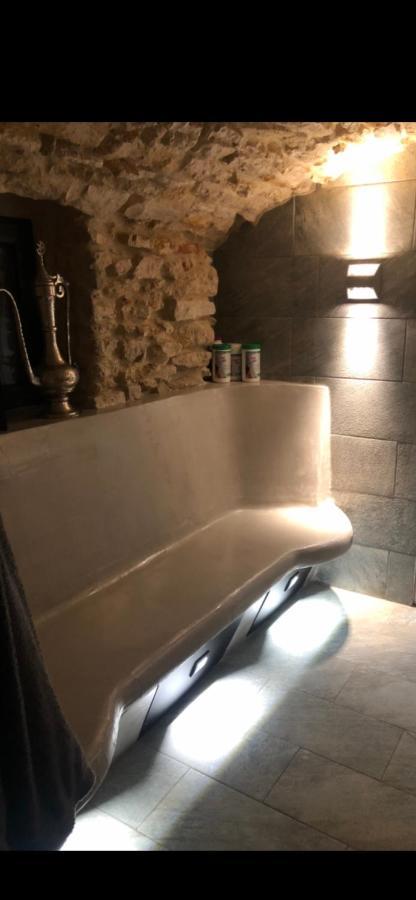 Jaccuzi & Spa Des Caves Stanislas Nancy Exterior foto
