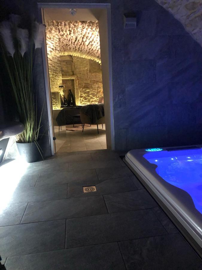 Jaccuzi & Spa Des Caves Stanislas Nancy Exterior foto